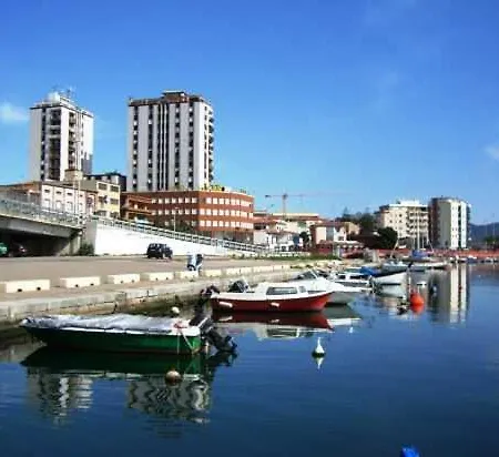 Lux Guest house *