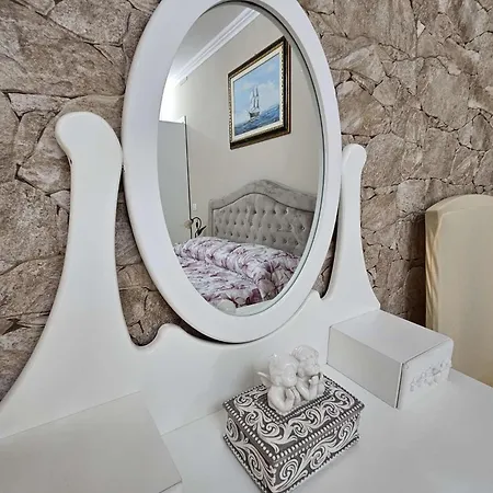 Lux * Olbia